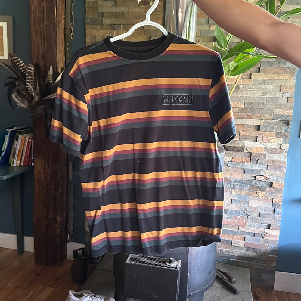 Men’s Medium Welcome t-shirt,